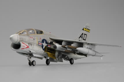 HobbyBoss 87209, Escala 1:72,  - Model Airplane Plastic reseña y precio